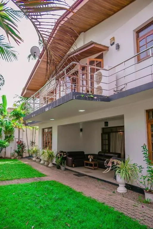 Ocean Beauty Guest House Negombo 0*,