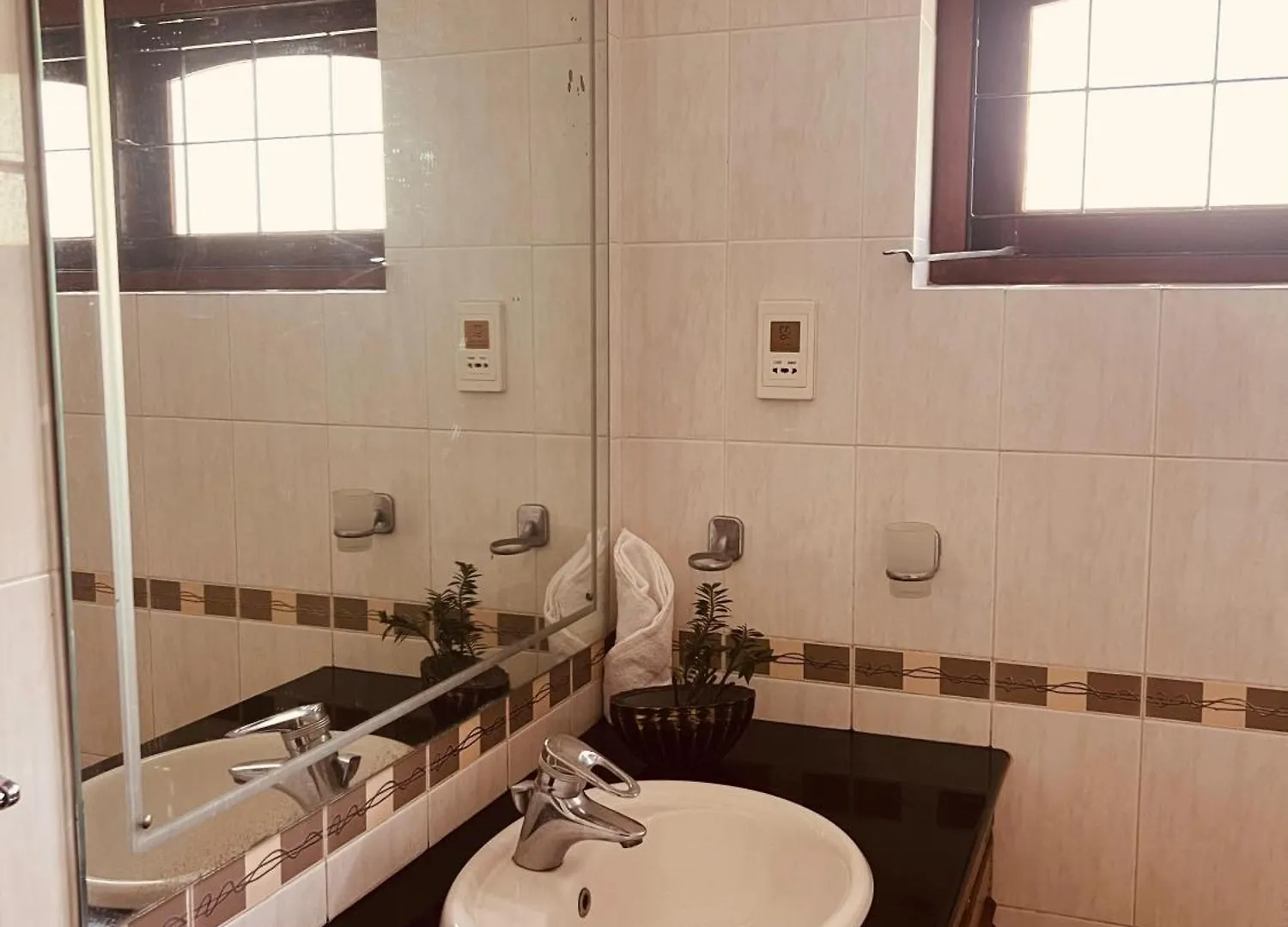 Ocean Beauty Guest House Νεγκόμπο