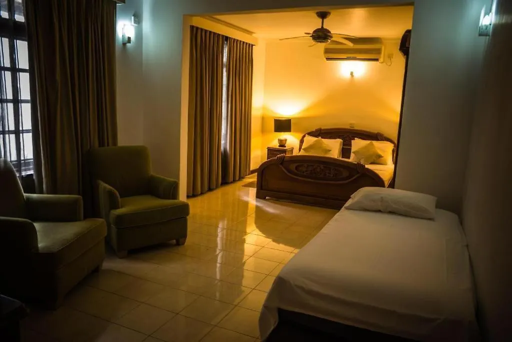 Ocean Beauty Guest House Negombo